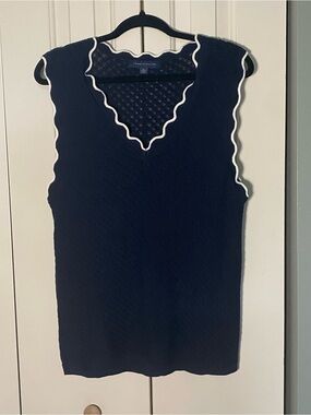 Tommy Hilfiger Navy Sleeveless Knit Top with White Trim Sz XL